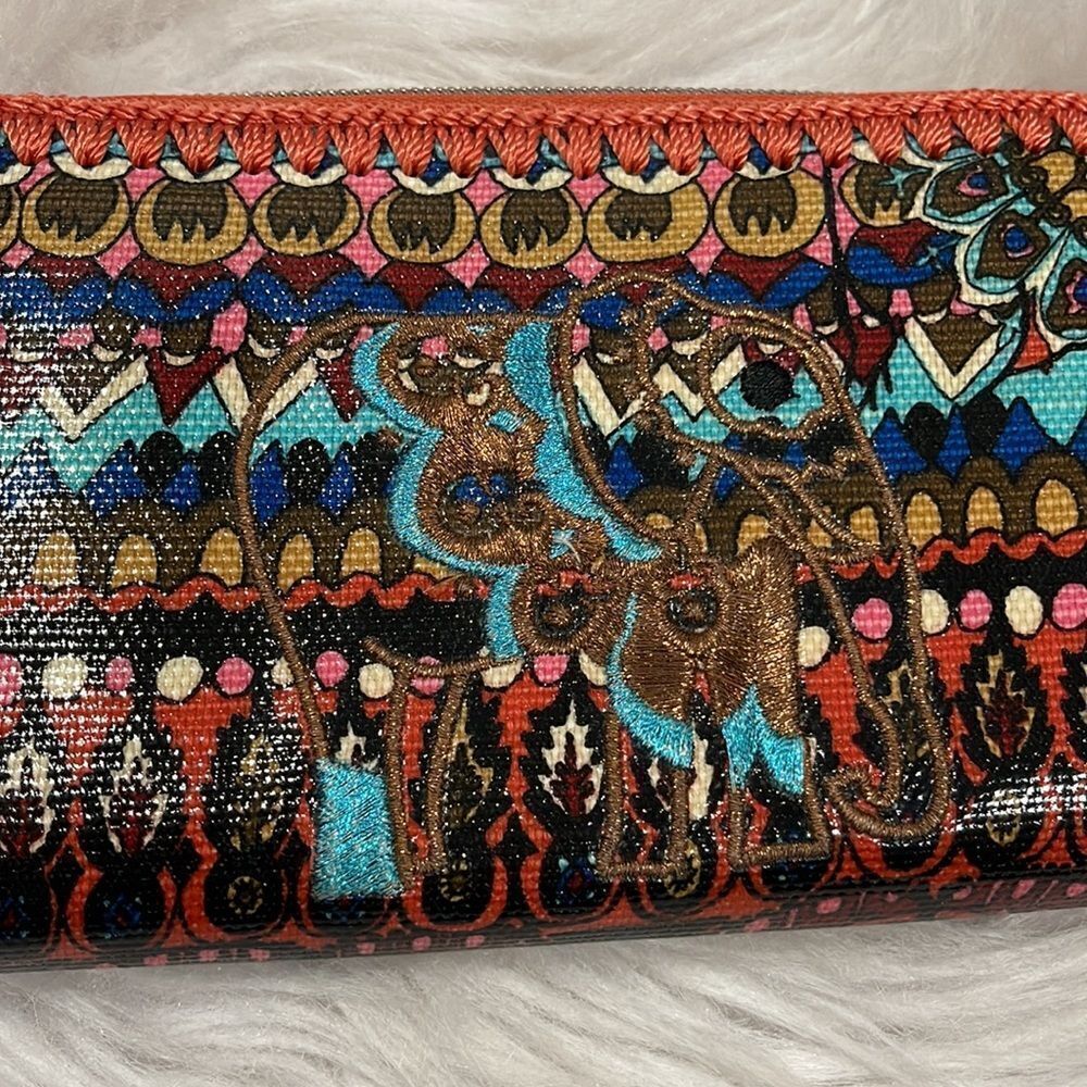 Sakroots Elephant Print Zip Around Wallet - Picture 2 of 16